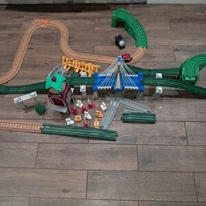 Fisher Price Geotrax Playset 2004